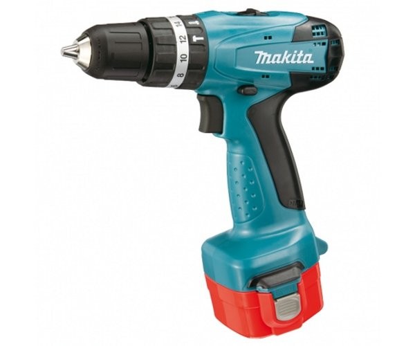 Аккумуляторная ударная дрель-шуруповерт Makita 8281DWAE