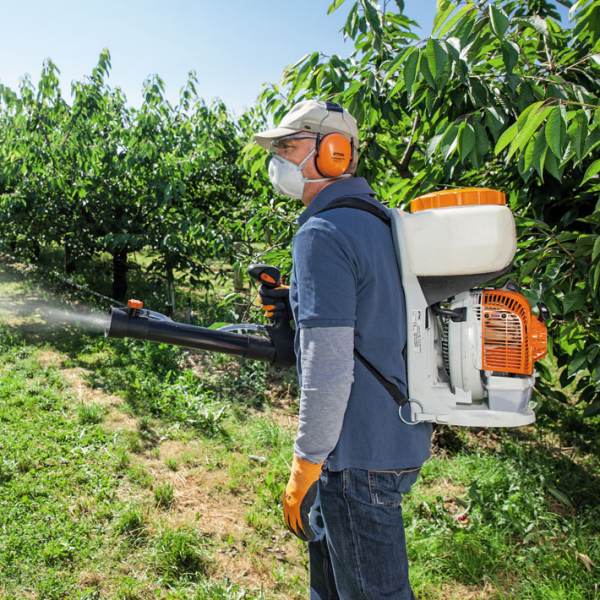 Мотообприскувач Stihl SR 200 - 1