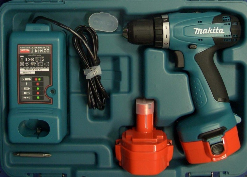 Аккумуляторная дрель-шуруповерт Makita 8391DWAE - 1