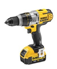 Аккумуляторная дрель-шуруповерт DeWalt DCD985M2