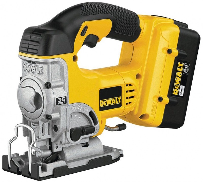 Акумуляторний лобзик DeWalt DC308KL